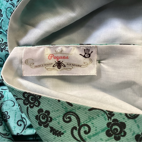 Peques Floral Smocked Dress - Picture 3 of 7